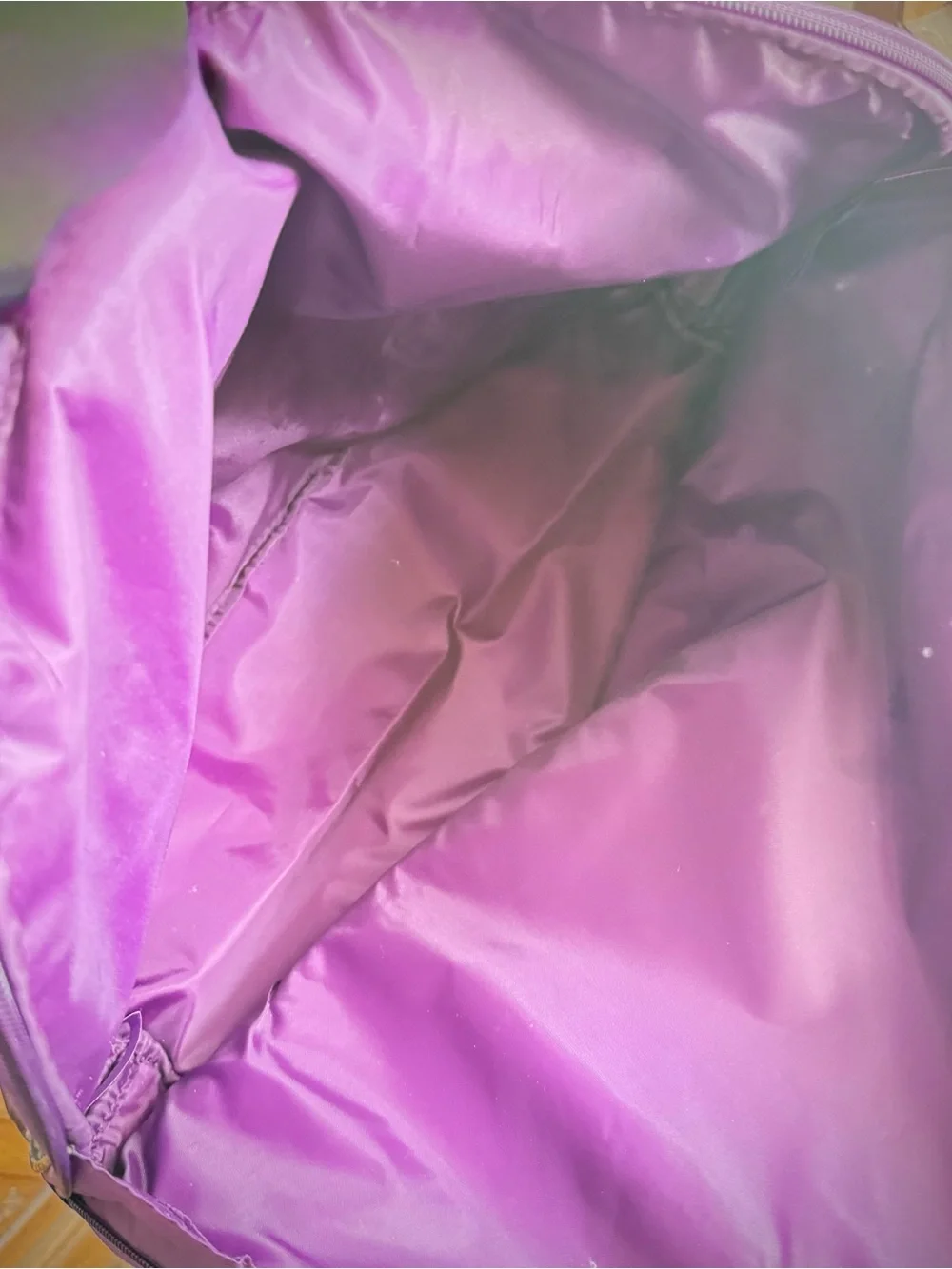 Taylor Swift purple black